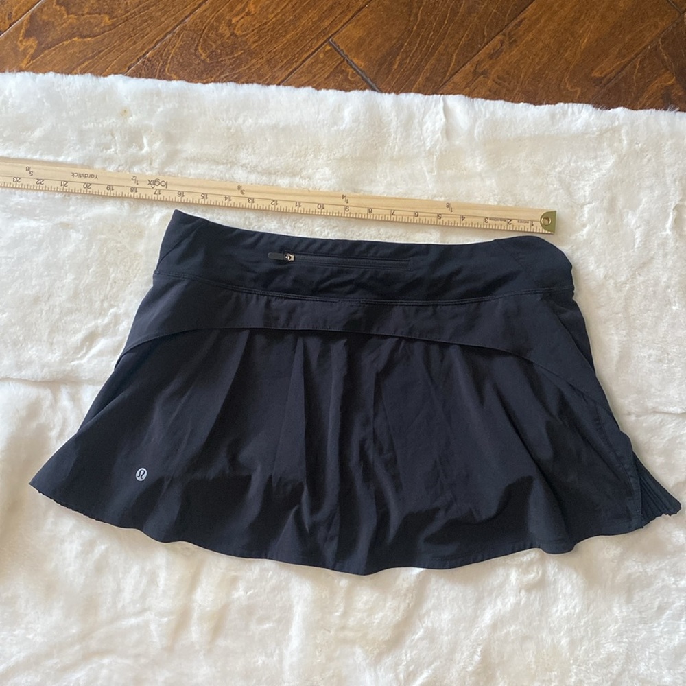 Lululemon - Picture 2 of 6